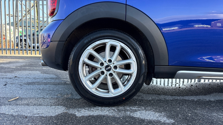 MINI Countryman 1.6 Cooper D ALL4 Business Edition 5dr Diesel Hatchback